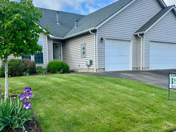 938-940 Boardwalk Ave NE, Salem, OR 97303