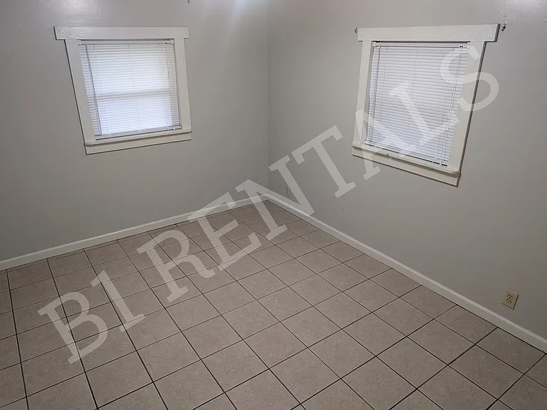 105 Greensburg St #1 — Photo 8
