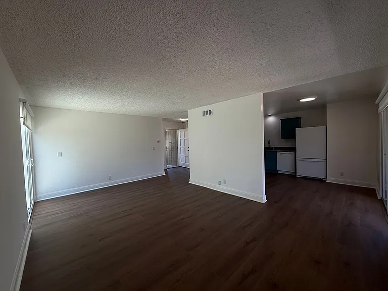 5874 Moraga Ave — Photo 9