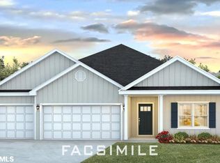 696 Calibre St, Fairhope, AL 36532