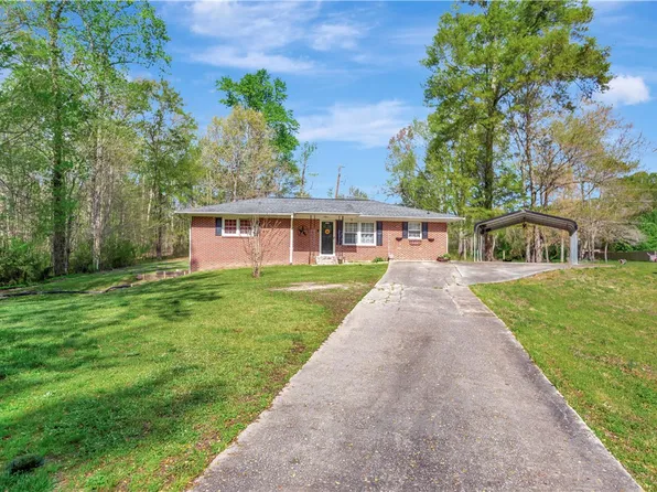 126 McCoy Dr, Starr, SC 29684