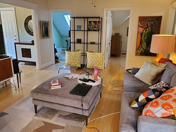 2nd image of 297 Highland Ave #3
