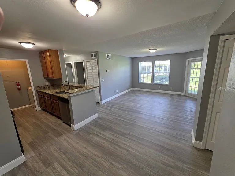 6130 Westgate Dr #102 — Photo 14