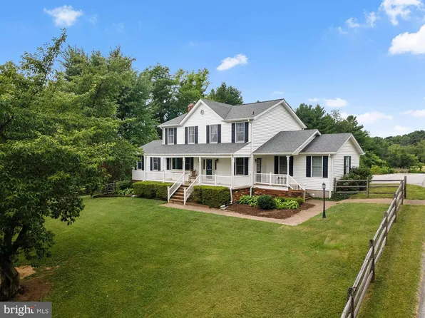 1816 S Pleasant Valley Rd, Westminster, MD 21158