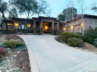 284 Catalpa Ln, Angels Camp, CA