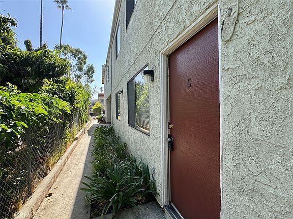 5th image of 241 S Curtis Ave