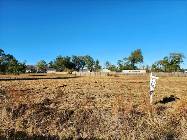 Nichols Rd, Westlake, LA 70669