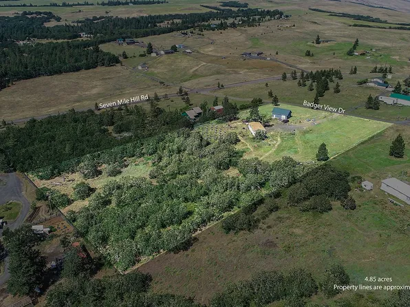 2455 Badger View Dr, The Dalles, OR 97058