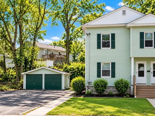 139 Middlesex St, North Chelmsford, MA 01863