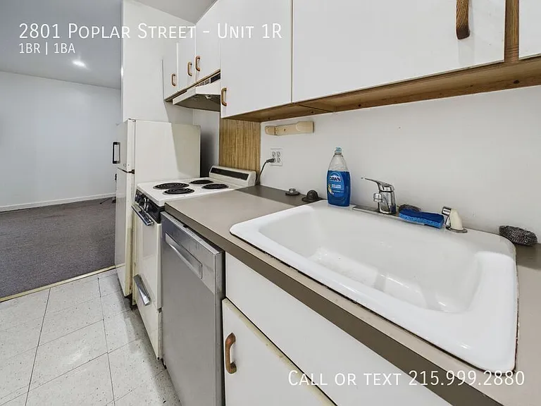 2801 Poplar St #1R — Photo 2