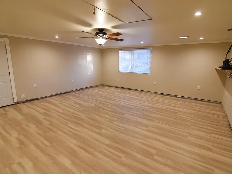 17339 Plummer St — Photo 39