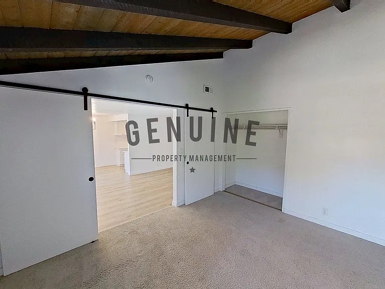 971 S Idaho St #16 — Photo 11
