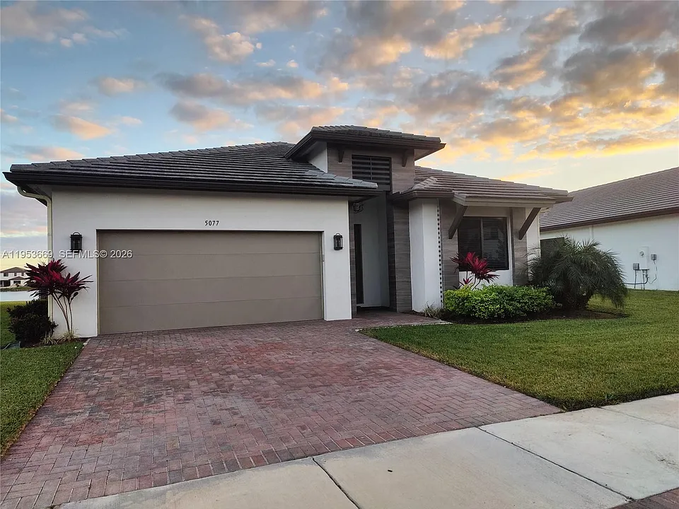 5077 Gambero Way