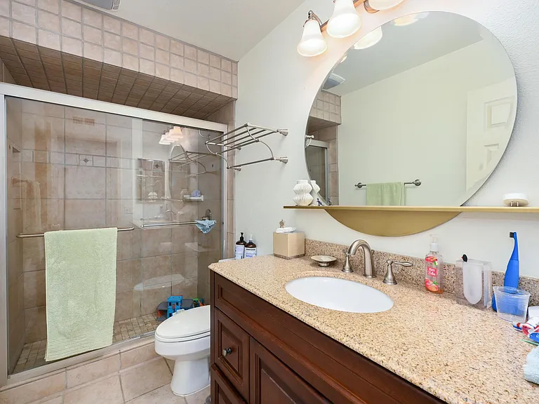 927 Gardenia Way — Photo 45