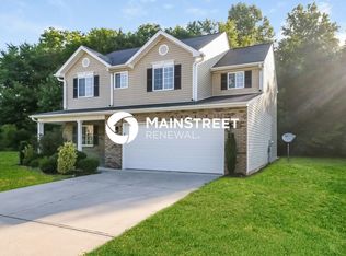 305 Walnut Crossing Dr, Whitsett, NC 27377
