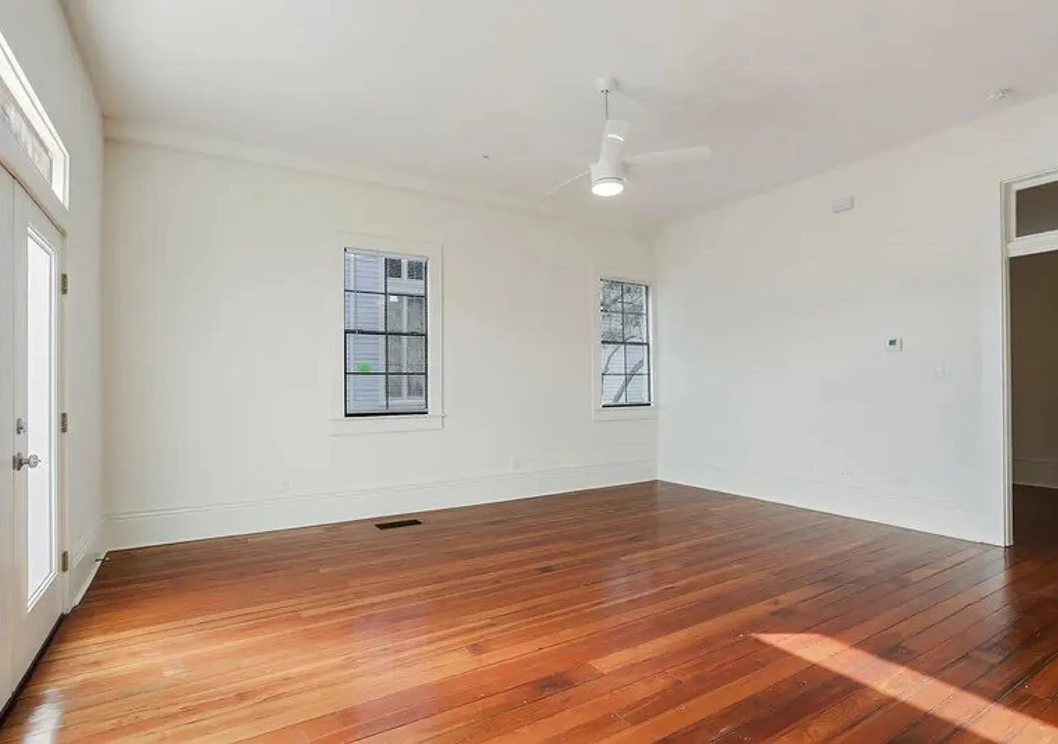 2215 Second St — Photo 3