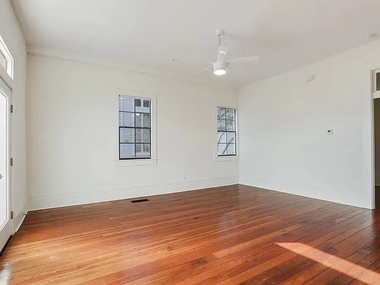 2215 2nd St — Photo 3