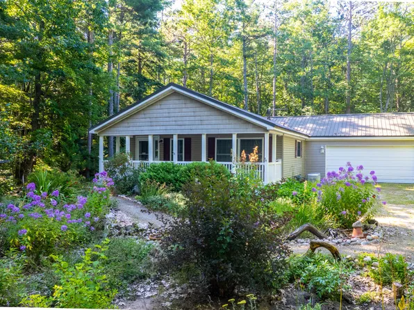 8200 Lakewood Dr, Cheboygan, MI 49721