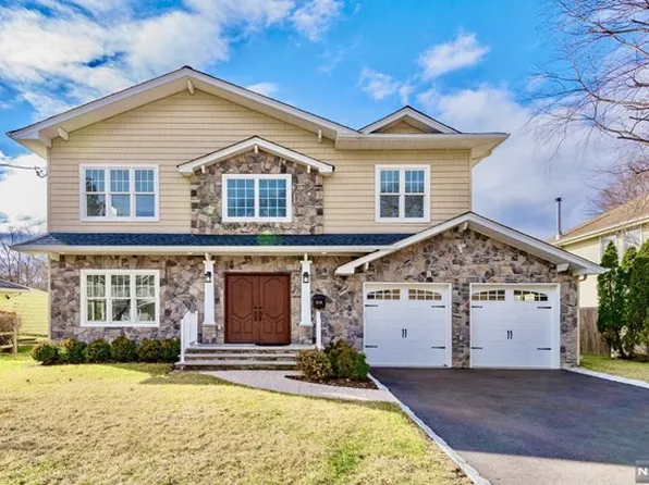 18-08 Hillery St, Fair Lawn, NJ 07410