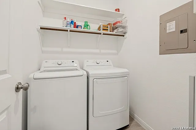 227 Cordova Xing — Photo 13