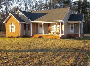 601 Strawberry Rd, Reidsville, NC 27320