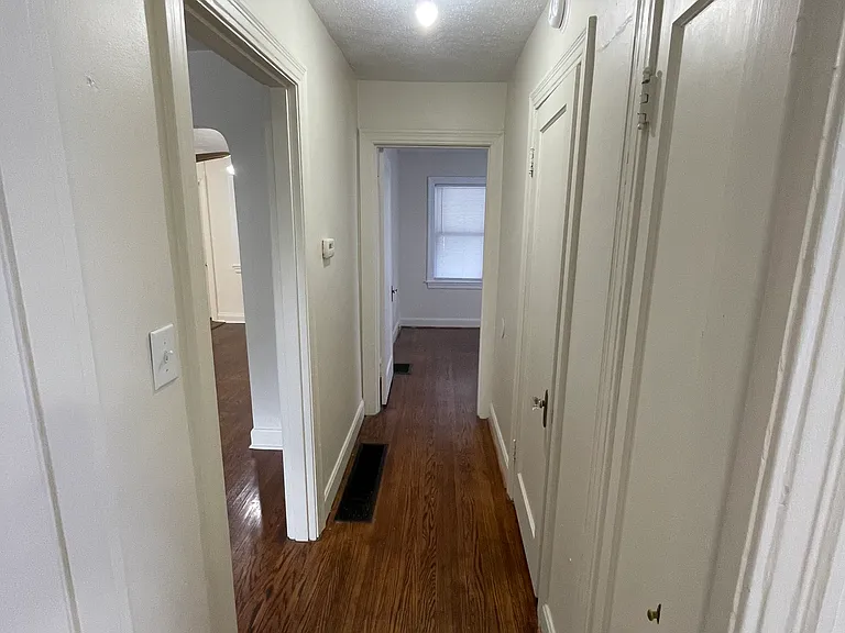 3918 S 3rd St — Photo 16