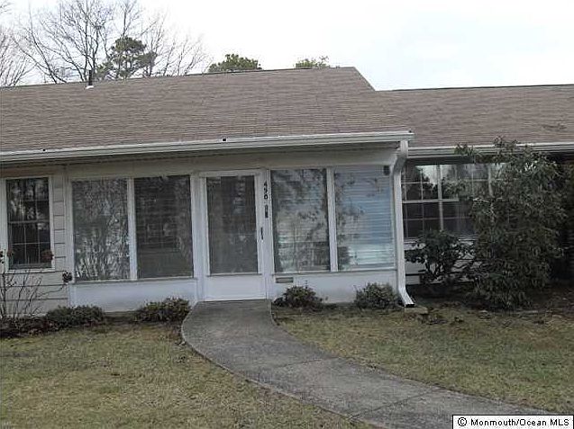 1st image of 498 Thornbury Court #B