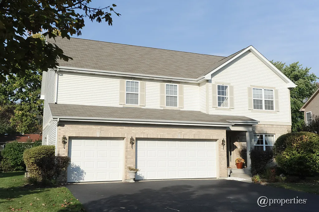 531 Farrington Ct photo 1