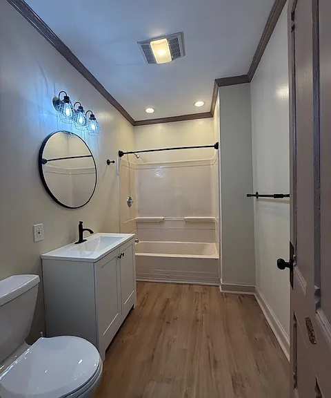 633 W Onondaga St — Photo 6