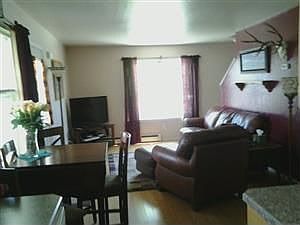 2nd image of 1341 Bulwer St Unit B