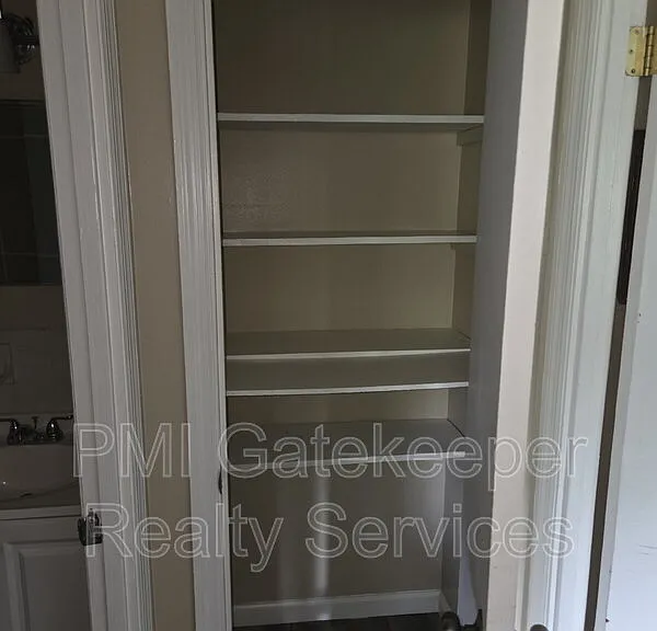 2459 Montana Ave #4 — Photo 14