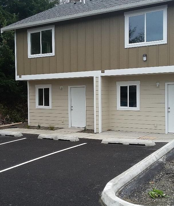 1st image of 330 NE 7th Ave