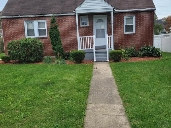 4933 Lancaster St, Harrisburg, PA 17111