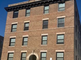 2314 W Wells St APT 6, Milwaukee, WI 53233