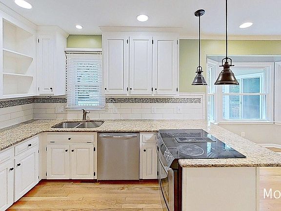 2nd image of 1407 Hall Blvd
