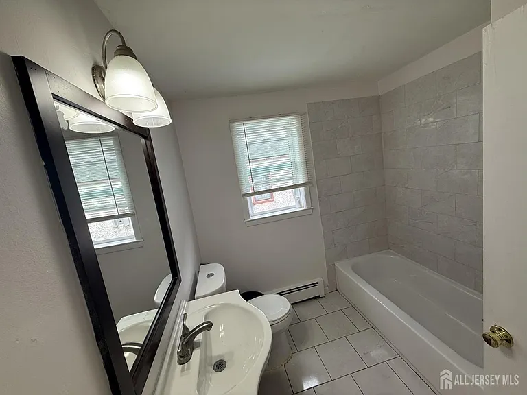 104 S Hyde Ave #2 — Photo 6