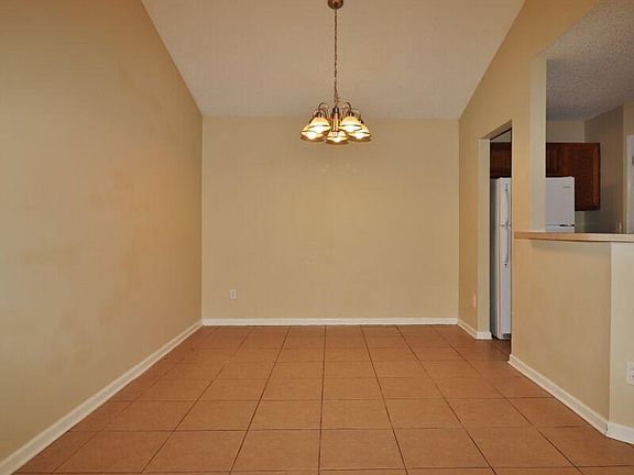 3rd image of 9951 Somerset Grove Ln