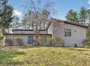 4620 S Woodbine Dr, Bloomington, IN