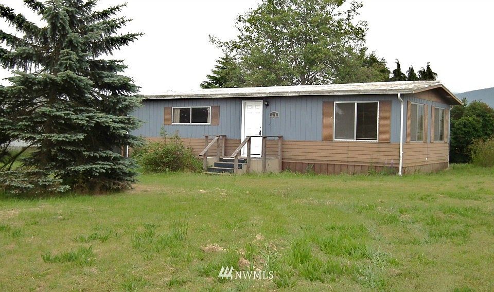 1st image of 271 W Deytona