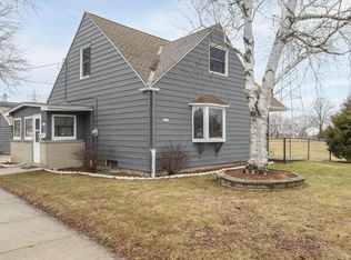 4157 S 20th St, Milwaukee, WI 53221
