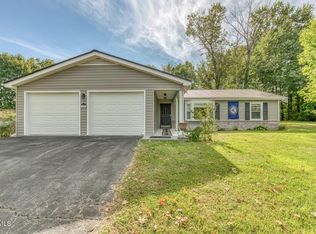 109 Canterbury Ln, Bristol, VA 24201