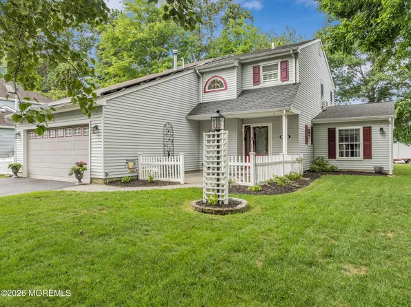 10 Metedeconk Road, Howell, NJ 07731