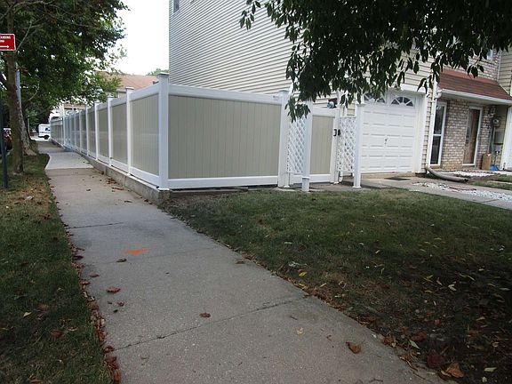 4th image of 325 Lamberts Ln