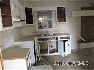 4th image of 110 Phillips Cir