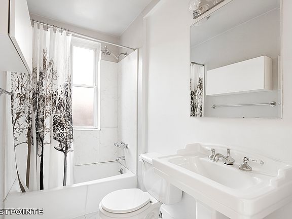 5th image of 334 W 22nd St APT 12