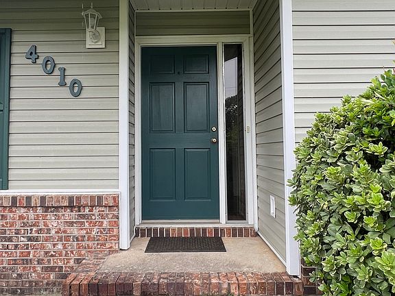 2nd image of 4010 Woodberry Dr