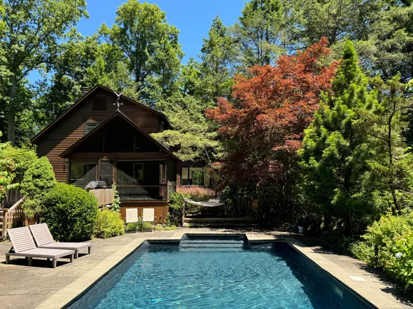 23 Cedar Ln Extension, Sherman, CT 06784