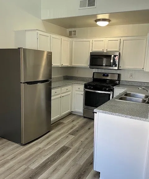 2987 Tisbury Dr #0 — Photo 2