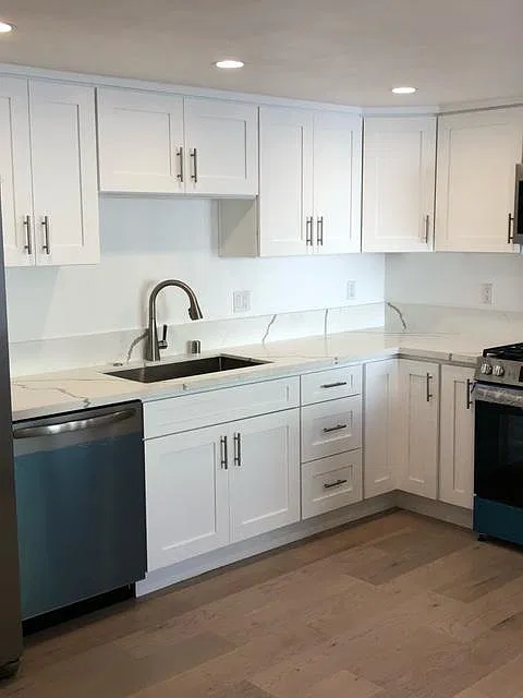 Studio, 670 sqft, $2,250 — Photo 4