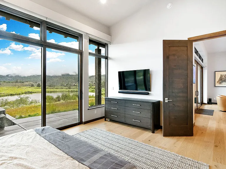 140 Monitor Dr — Photo 10